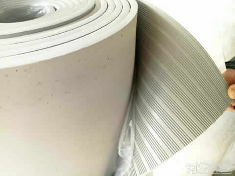 灰色防滑絕緣膠墊